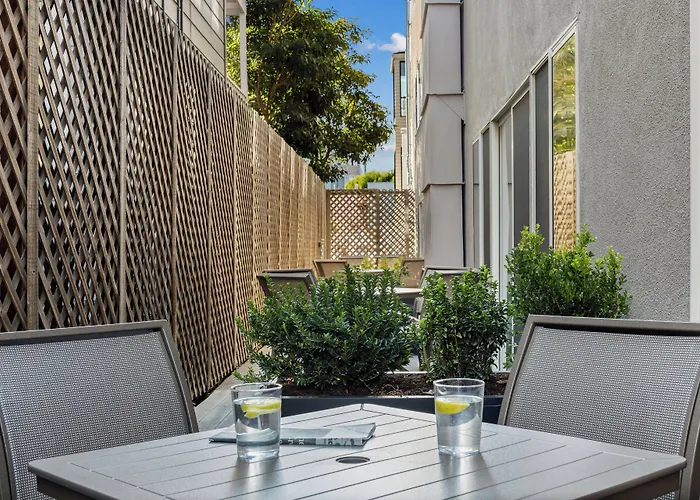 The Suites At Fisherman'S Wharf